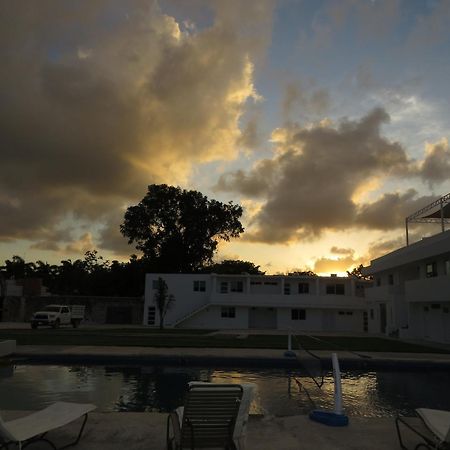 Guest House Stone Wall Residences Cancun Exterior photo